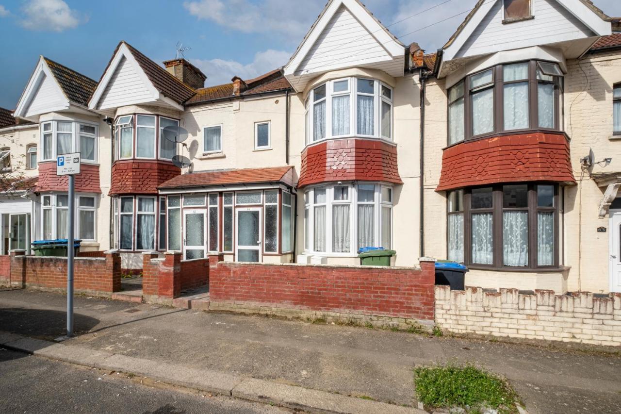 Fernbank Studios Sudbury Hill Harrow Self-Contained Studios With En-Suite Wembley Zewnętrze zdjęcie