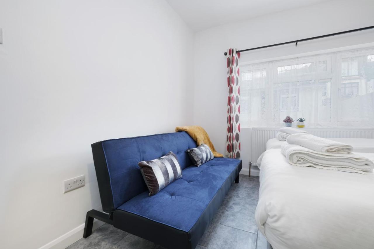 Fernbank Studios Sudbury Hill Harrow Self-Contained Studios With En-Suite Wembley Zewnętrze zdjęcie