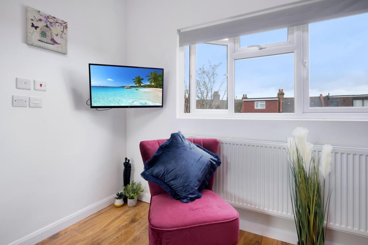 Fernbank Studios Sudbury Hill Harrow Self-Contained Studios With En-Suite Wembley Zewnętrze zdjęcie