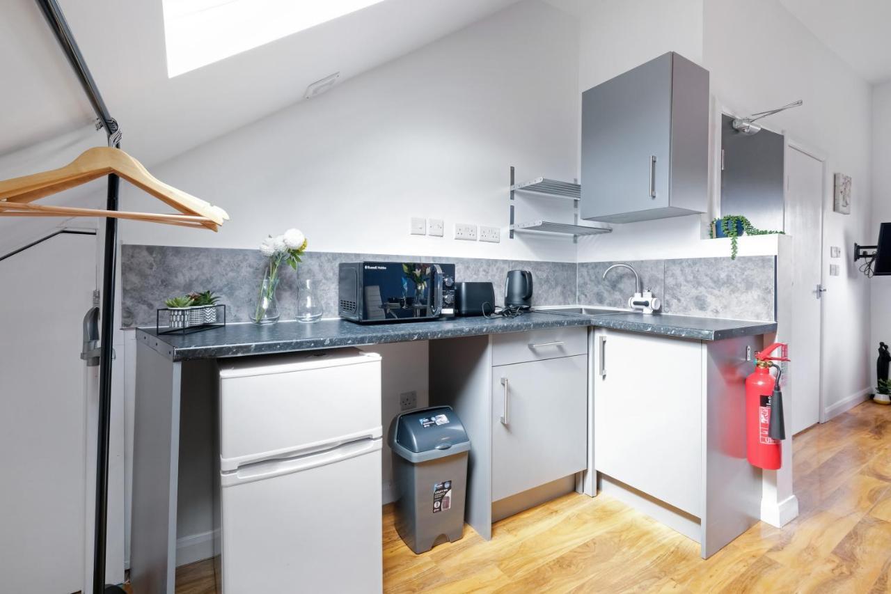Fernbank Studios Sudbury Hill Harrow Self-Contained Studios With En-Suite Wembley Zewnętrze zdjęcie