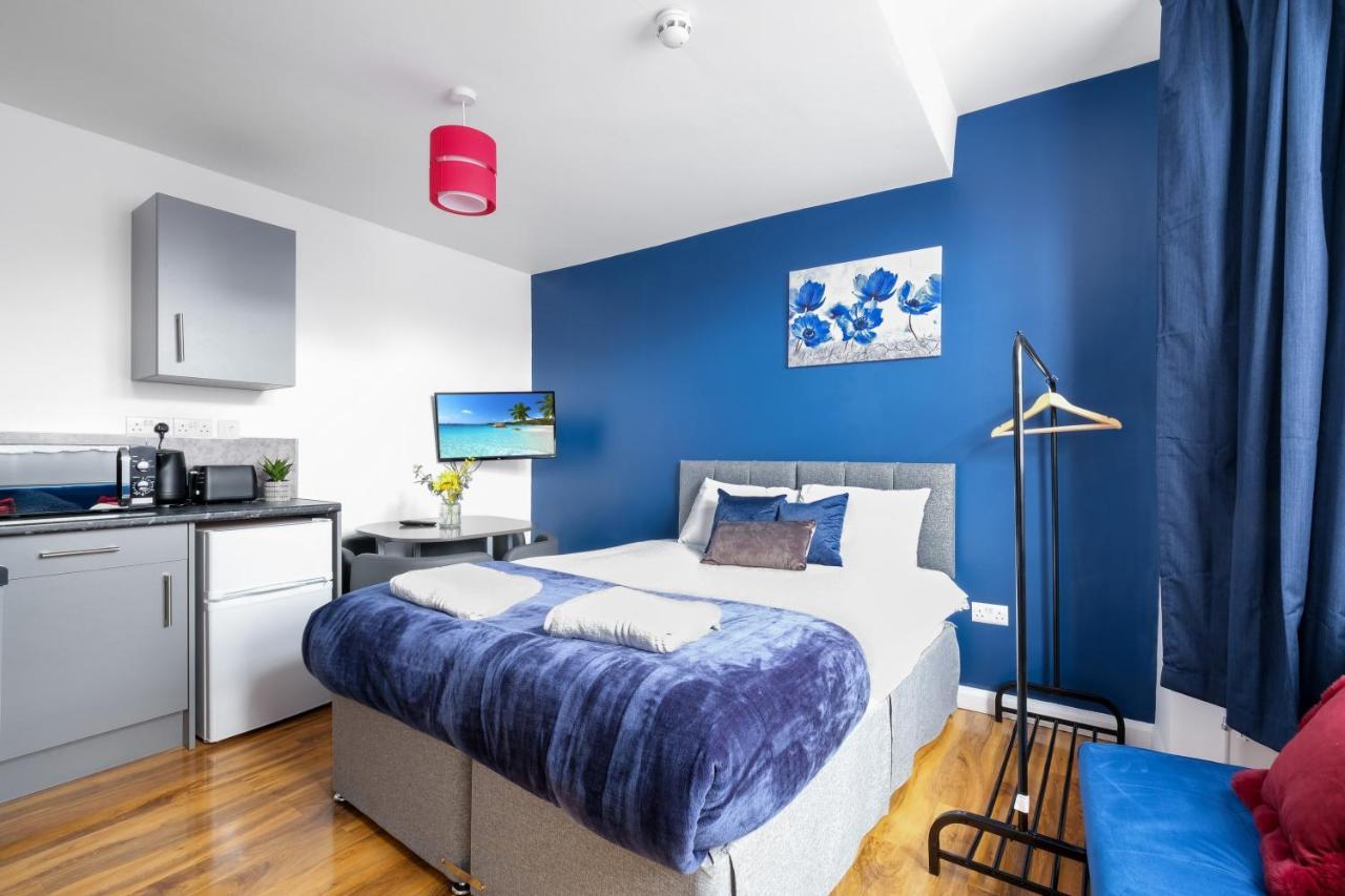 Fernbank Studios Sudbury Hill Harrow Self-Contained Studios With En-Suite Wembley Zewnętrze zdjęcie