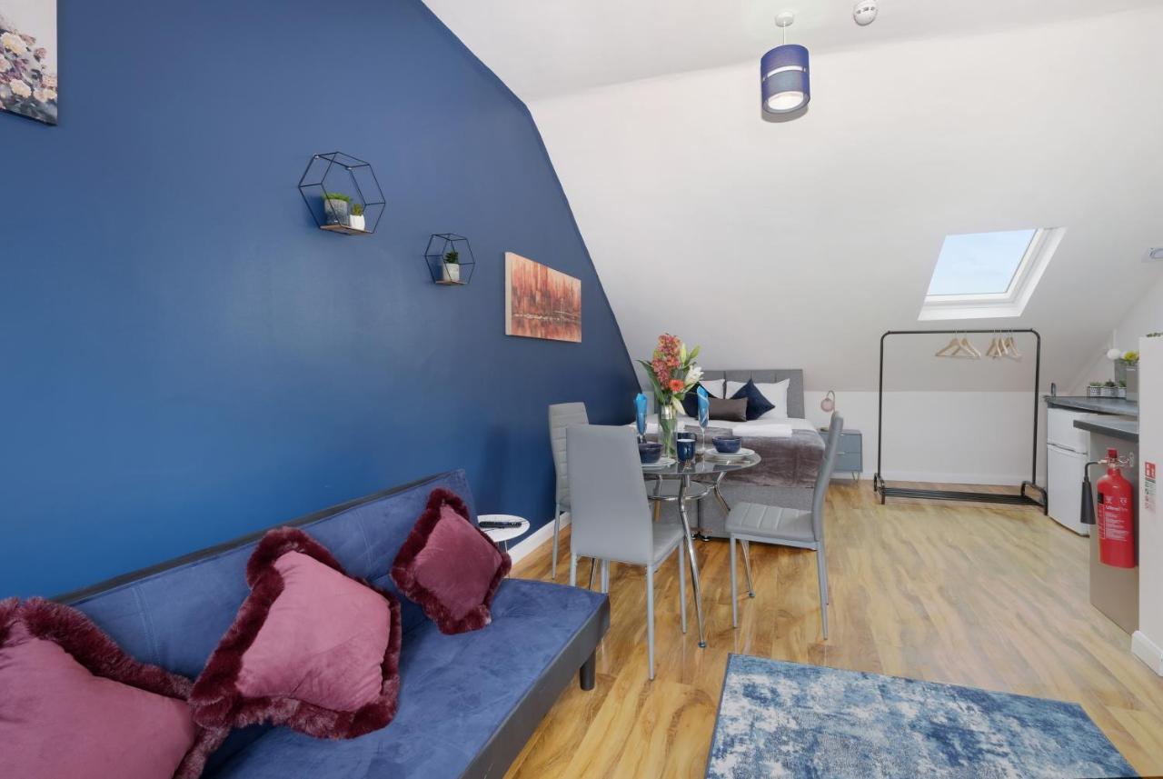 Fernbank Studios Sudbury Hill Harrow Self-Contained Studios With En-Suite Wembley Zewnętrze zdjęcie